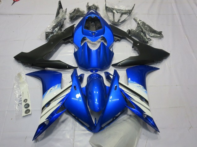 2004-2006 Blue and Black Yamaha R1 Fairings