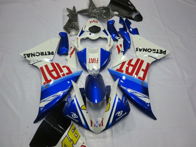 2013-2014 Fiat with Light Blue Yamaha R1 Fairings