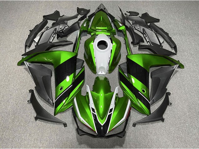 2015-2018 Green Black and White Yamaha R3 Fairings